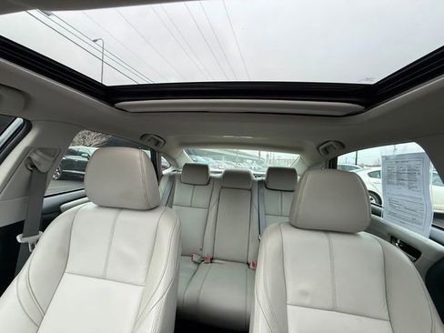 Used 2018 Toyota Avalon XLE Premium image 27