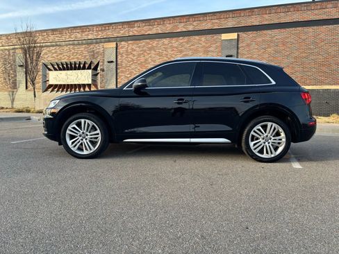 Used 2018 Audi Q5 2.0T Premium Plus w/ Premium Plus Package image 4