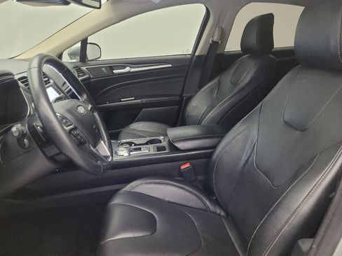 Used 2020 Ford Fusion Titanium AWD/4WD image 17