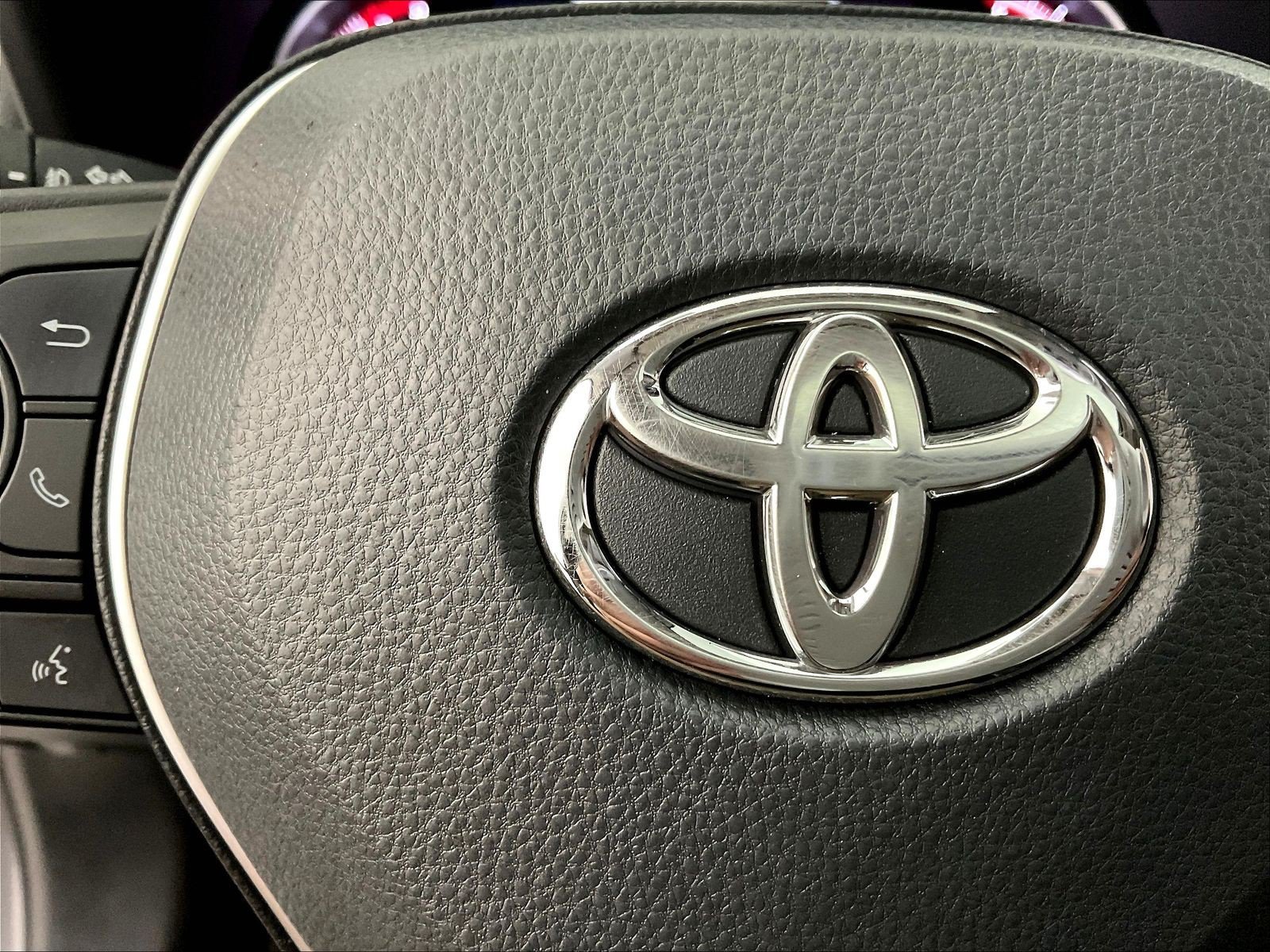 Used 2024 Toyota RAV4 XLE Premium w/ Weather Package AWD/4WD image 39