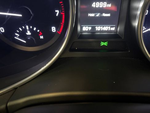 Used 2019 Hyundai Santa Fe XL AWD/4WD image 14
