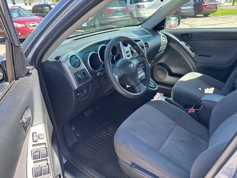 Used 2007 Toyota Matrix FWD image 5