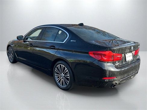 Used 2019 BMW 530e w/ Convenience Package image 5