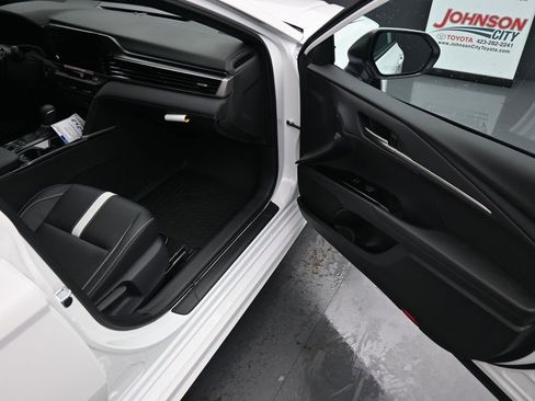 New 2026 Toyota Camry SE image 11