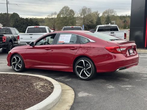 Used 2022 Honda Accord Sport image 8