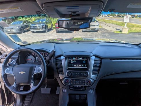 Used 2018 Chevrolet Tahoe LT AWD/4WD image 7