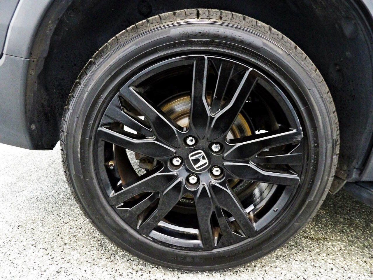 Used 2020 Honda Pilot Black Edition image 23
