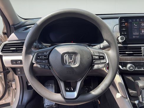Used 2018 Honda Accord EX image 14