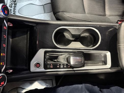 Used 2024 Nissan Altima 2.5 SV image 16