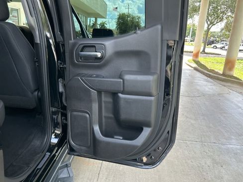 Used 2019 Chevrolet Silverado 1500 Custom image 27