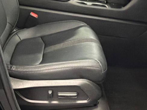 Used 2025 Honda Pilot EX-L image 12