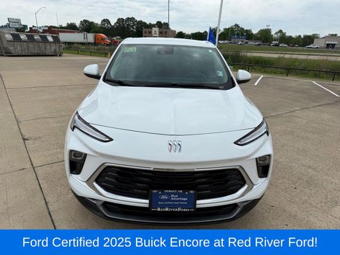 Used 2025 Buick Encore GX Preferred FWD image 2