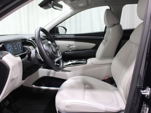 Used 2024 Hyundai Tucson Limited image 3