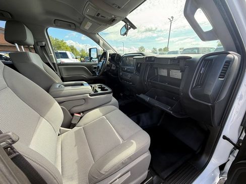 Used 2017 Chevrolet Silverado 2500 W/T w/ WT Convenience Package AWD/4WD image 21