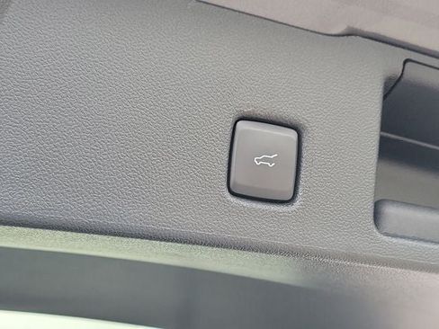 Certified 2024 Ford Escape Active AWD/4WD image 27