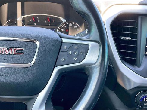 Used 2020 GMC Acadia SLT FWD image 21