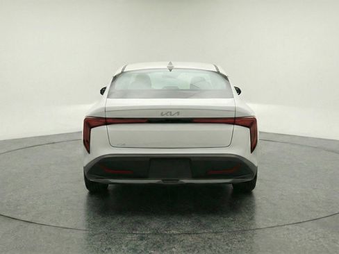 Used 2025 Kia K4 FWD image 7