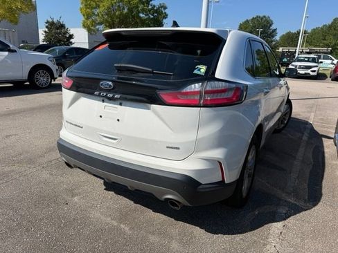 Used 2021 Ford Edge Titanium AWD/4WD image 7