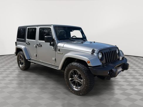 Used 2018 Jeep Wrangler Unlimited Sport image 7