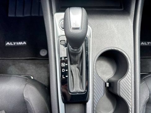 Certified 2025 Nissan Altima 2.5 S FWD image 20