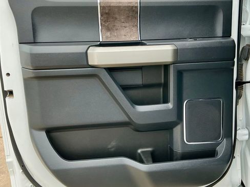 Used 2022 Ford F250 Lariat w/ Lariat Value Package image 32