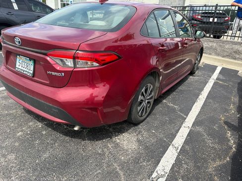Used 2022 Toyota Corolla LE FWD image 4