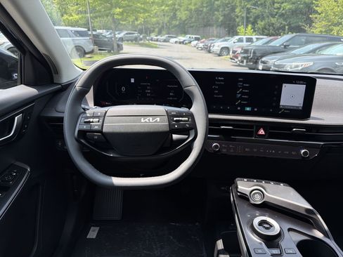 New 2026 Kia EV6 Wind AWD/4WD image 27
