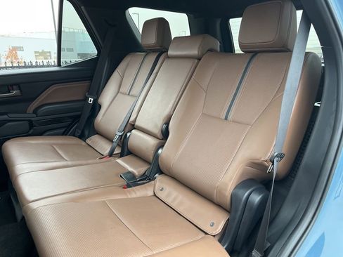 Used 2025 Toyota 4Runner Limited w/ Tow Technology Package image 28