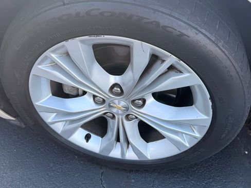 Used 2014 Chevrolet Impala LT w/ Premium Seating Package image 18