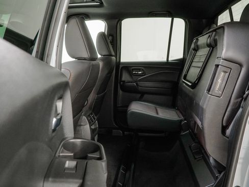 Used 2023 Honda Ridgeline Black Edition image 44