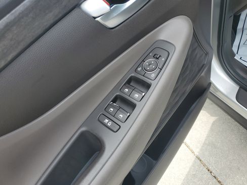 Used 2020 Hyundai Santa Fe SEL FWD image 23
