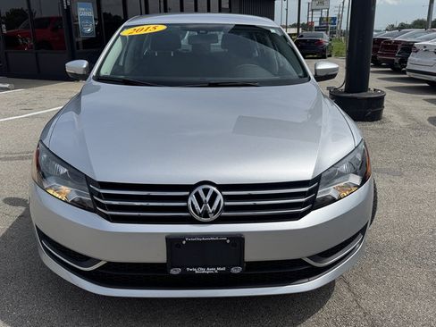 Used 2015 Volkswagen Passat 1.8T S FWD image 3