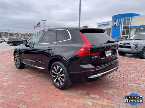 Used 2023 Volvo XC60 B5 Plus image 34