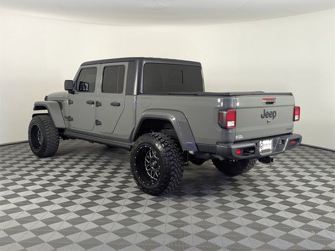 Used 2021 Jeep Gladiator Sport image 5