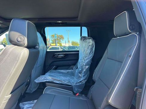 New 2026 Chevrolet Suburban Premier w/ Sun And Tow Package image 8
