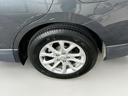 Used 2019 Chevrolet Equinox LT FWD image 11