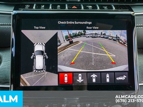 Used 2025 Jeep Grand Cherokee Limited w/ Luxury Tech Group II RWD image 38