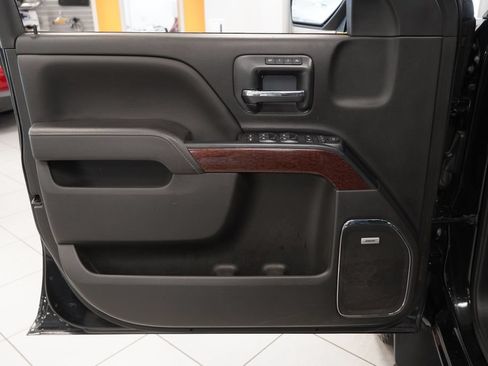 Used 2018 GMC Sierra 1500 SLT w/ SLT Premium Package AWD/4WD image 16