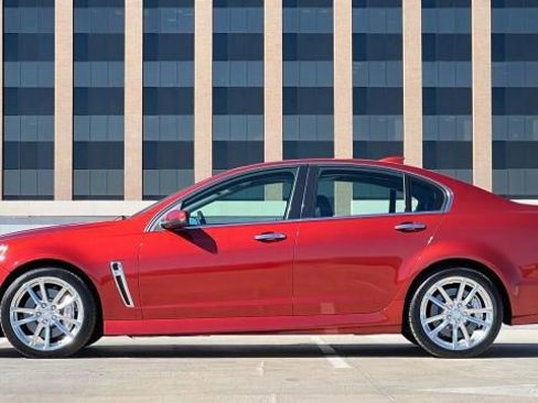 Used 2015 Chevrolet SS image 10