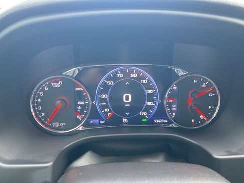 Used 2023 GMC Acadia AT4 w/ Technology Package image 17