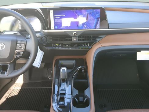 New 2026 Toyota Crown Signia AWD/4WD image 14