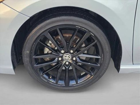 Used 2023 Toyota Camry XSE FWD image 9