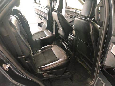 Used 2023 Ford Explorer ST-Line w/ Class IV Trailer Tow Package image 16