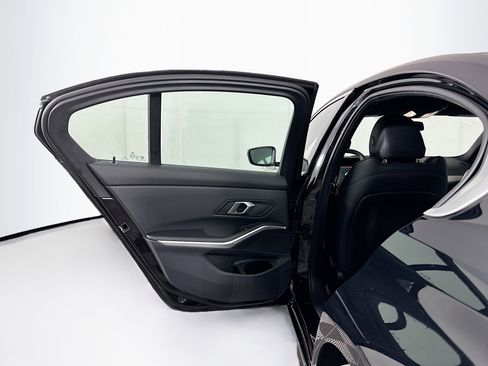 Used 2025 BMW 330i xDrive Sedan image 27
