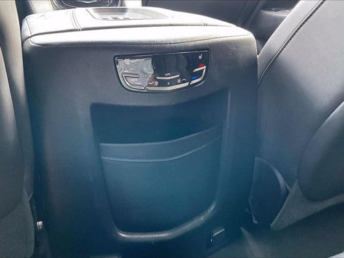 Used 2016 Cadillac Escalade ESV 2WD image 38