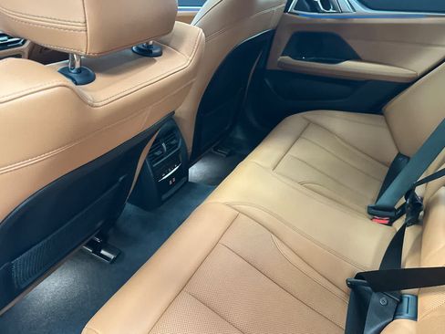 Used 2023 BMW i4 eDrive35 w/ Premium Package RWD image 4