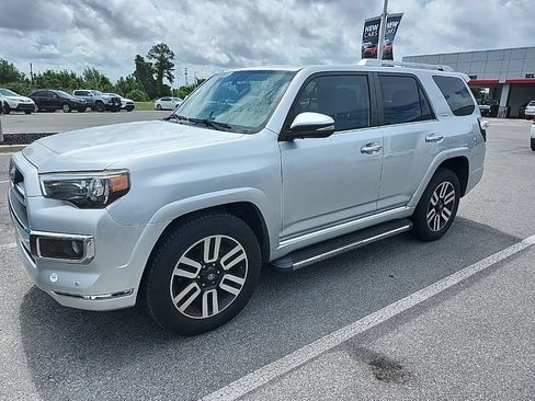 Used 2015 Toyota 4Runner Limited AWD/4WD image 13
