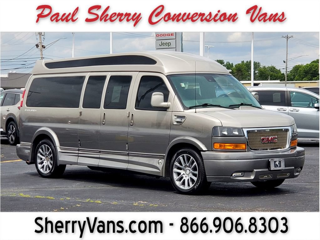 Used 2020 GMC Savana 2500 Extended w/ Enhanced Convenience Package RWD image 1