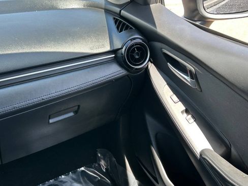 Used 2016 Scion iA FWD image 17