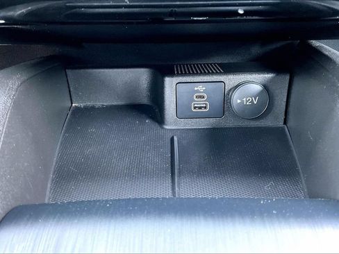 Used 2024 Ford Escape ST-Line w/ Tech Pack #1 AWD/4WD image 32